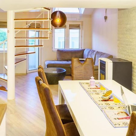 Centrally Located Apartment In Warna Zewnętrze zdjęcie